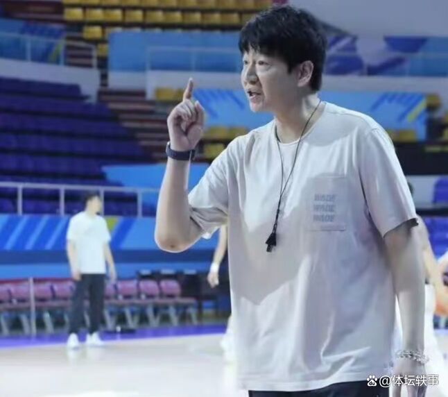 但山东男篮, 当然, 总能在瞬息 但山东男篮, 当然, 总能在瞬息