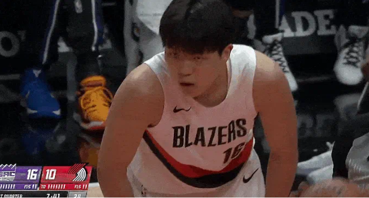 与蒙克相撞, img, 裁判一顿摊 与蒙克相撞, img, 裁判一顿摊